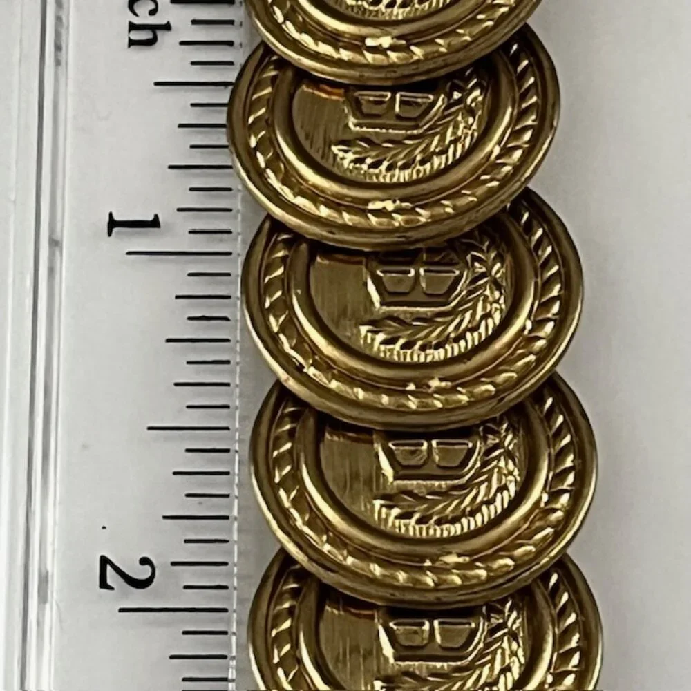 N/A metal medallion